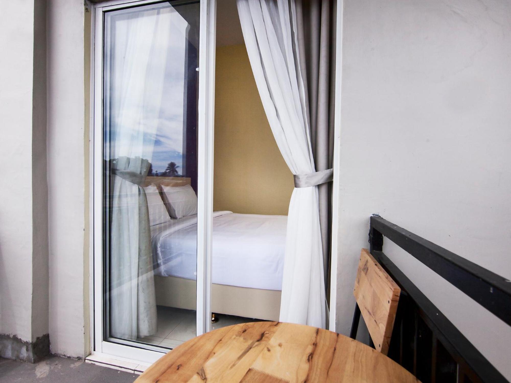 Rap Hotel Balige Exterior photo