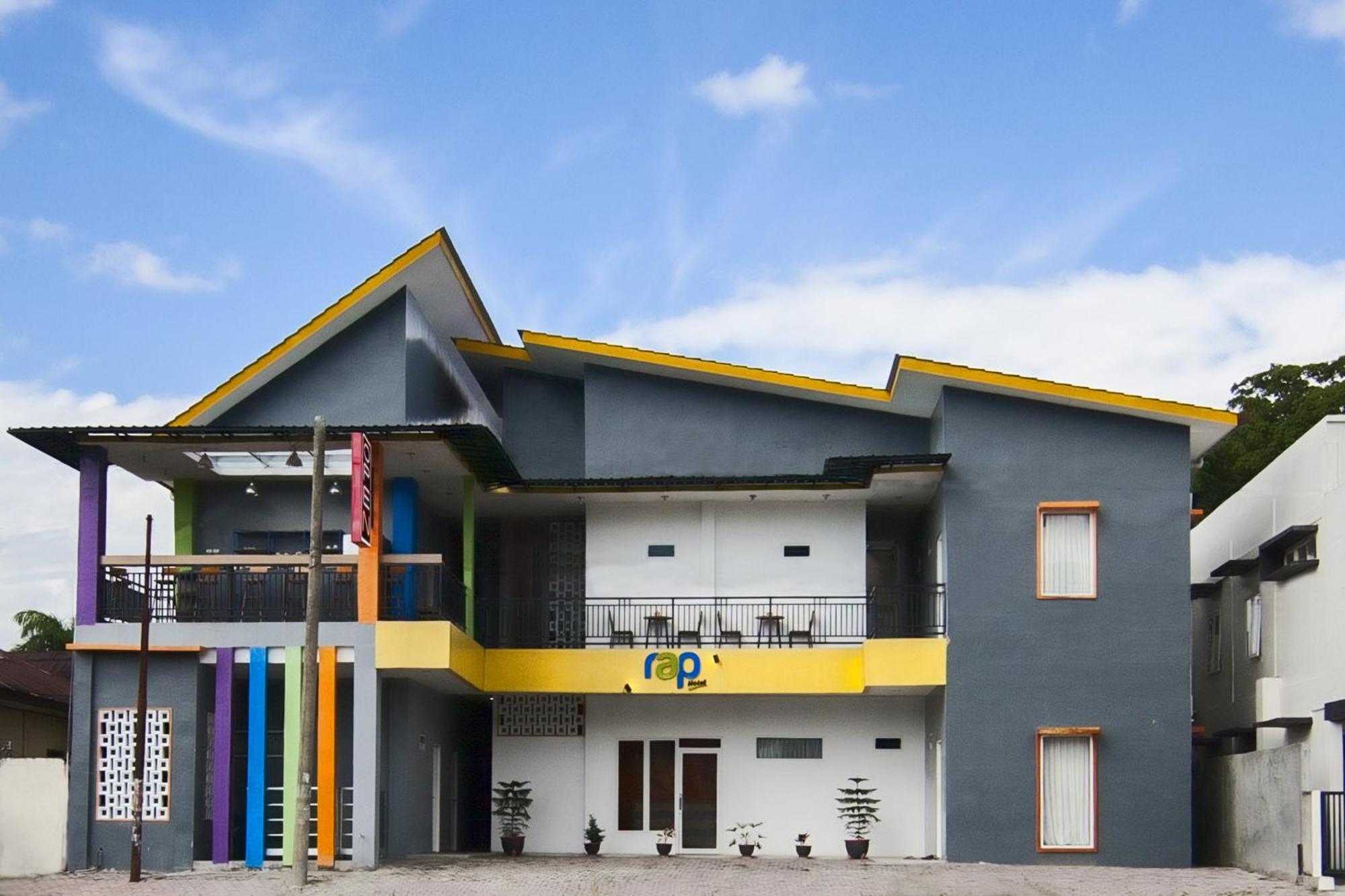 Rap Hotel Balige Exterior photo